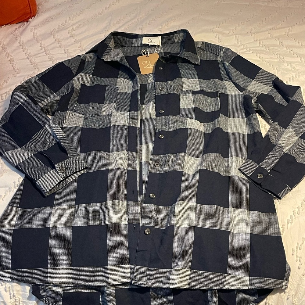 T2love Women's Navy and Gray Plaid Button Down Shirt
